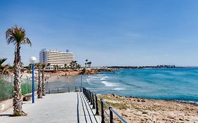 Family House In La Zenia